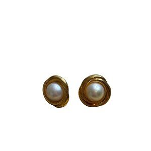Faux Pearl Stud Earrings Textured Goldtone 5/8 inch